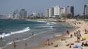 Une plage de Tel Aviv, le 6 août 2022