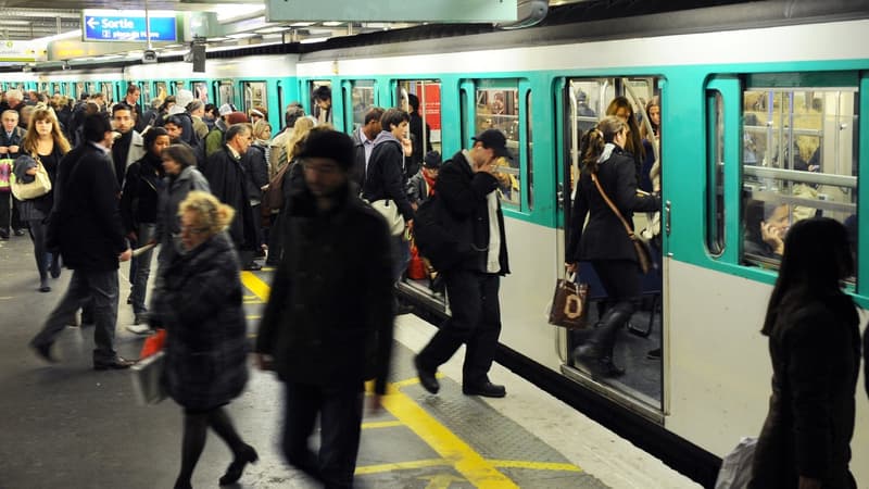 53 % des Parisiens seraient prêts à faire plus de 45 minutes de trajets quotidiens pour un travail qui leur plaît vraiment. 