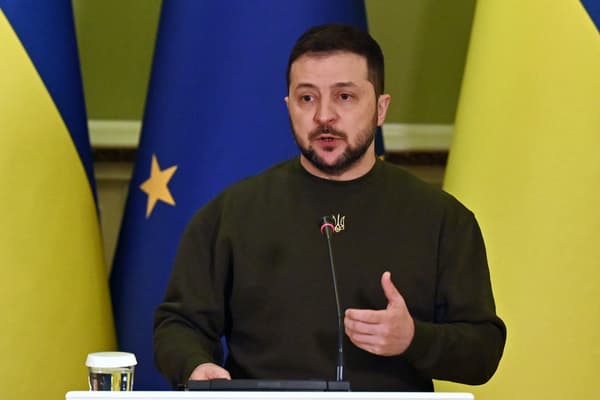 Volodymyr Zelensky lors d'une conférence de presse pendant la visite d'Ursula Von der Leyen à Kiev, en Ukraine, le 2 février 2023 Volodymyr Zelensky lors d'une conférence de presse pendant la visite d'Ursula Von der Leyen à Kiev, en Ukraine, le 2 février 2023