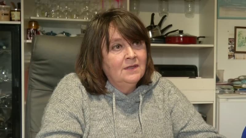 "Je l'ai trouvée dans un couloir": sa mère meurt après avoir attendu 44h aux urgences, elle poursuit l'hôpital