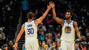 S. Curry et A. Wiggins