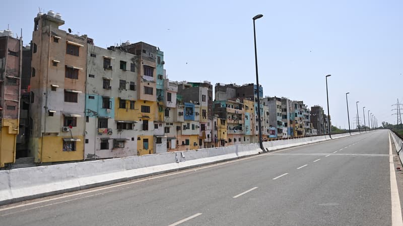 Les rues de New Delhi désertes, le 18 avril 2021.