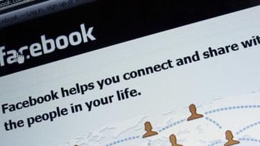 Facebook, Twitter et Google + sont sommés par l'UFC-Que Choisir de rendre leurs clauses plus claires.