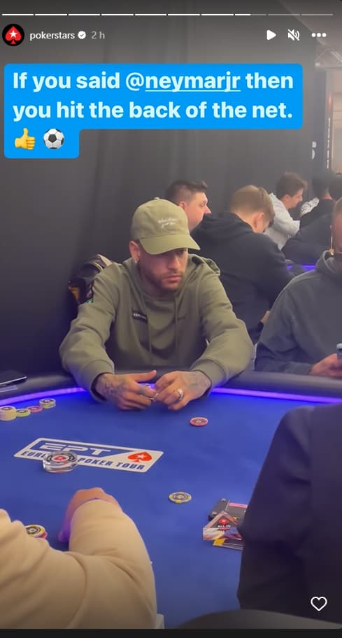 Déjà apparu autour d’une table de l’European Poker Tour en plein milieu de l’après-midi, Neymar est retourné jouer tard ce mercredi soir au Hyatt Regency, à Paris