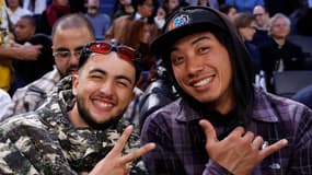 Inoxtag et Manish, son sherpa, lors du NBA Paris Game entre les San Antonio Spurs et les Indiana Pacers - le 23/01/2025
