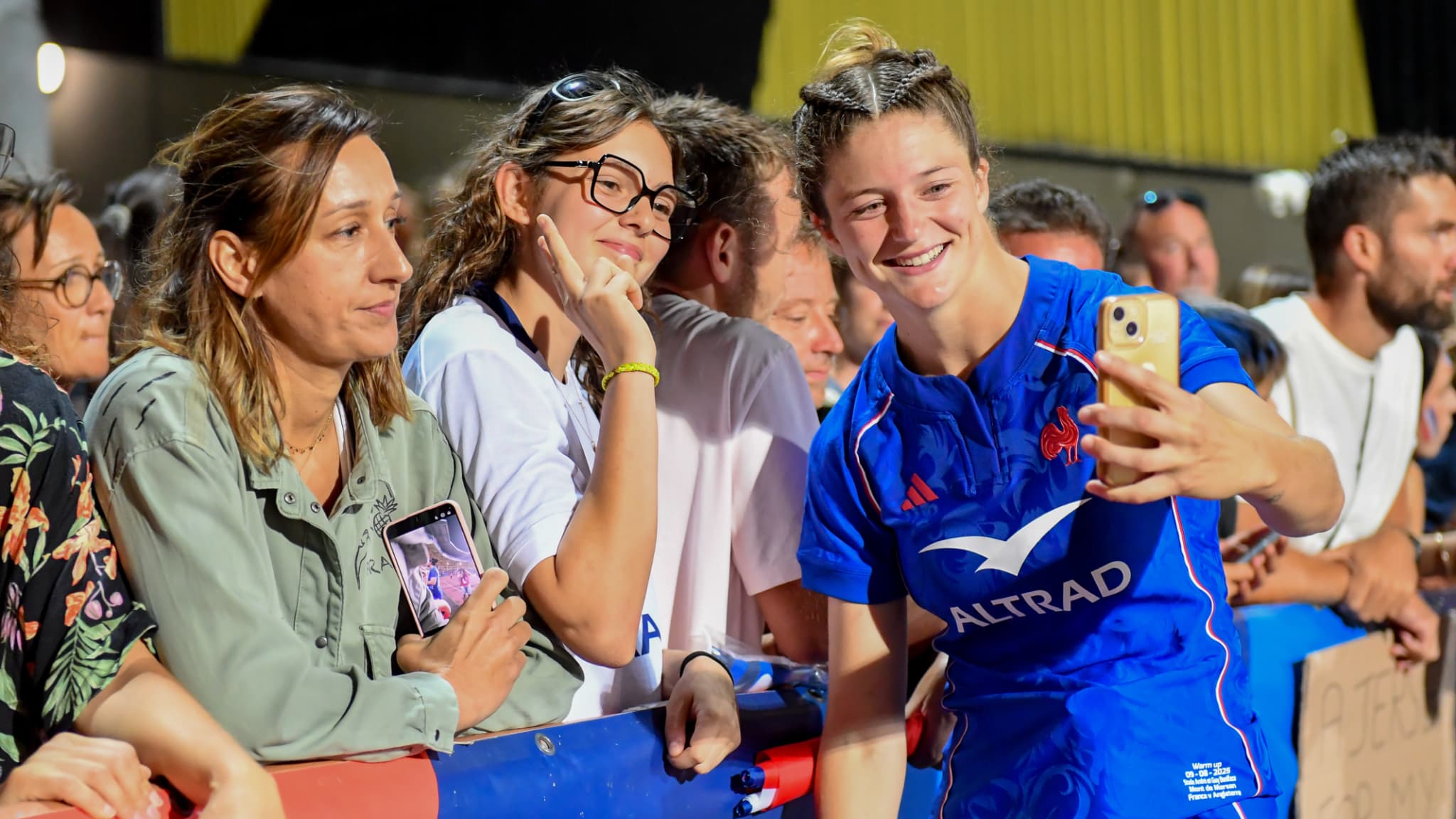 COUPE DU MONDE FÉMININE 2025: "IL Y A ENCORE DU TRAVAIL, MAIS...", OÙ EN EST LE DÉVELOPPEMENT DU RUGBY FÉMININ EN FRANCE?