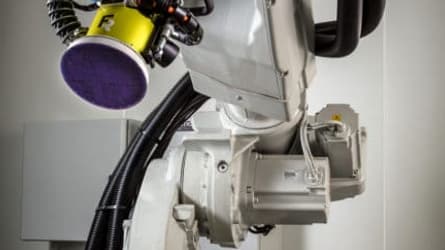 Robot de parachèvement (polissage et de ponçage sur des pièces)