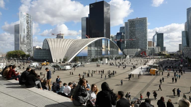 L'activité du secteur privé a enregistré sa plus faible croissance en 17 mois