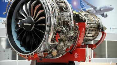 Safran et zodiac suspendus de cotation