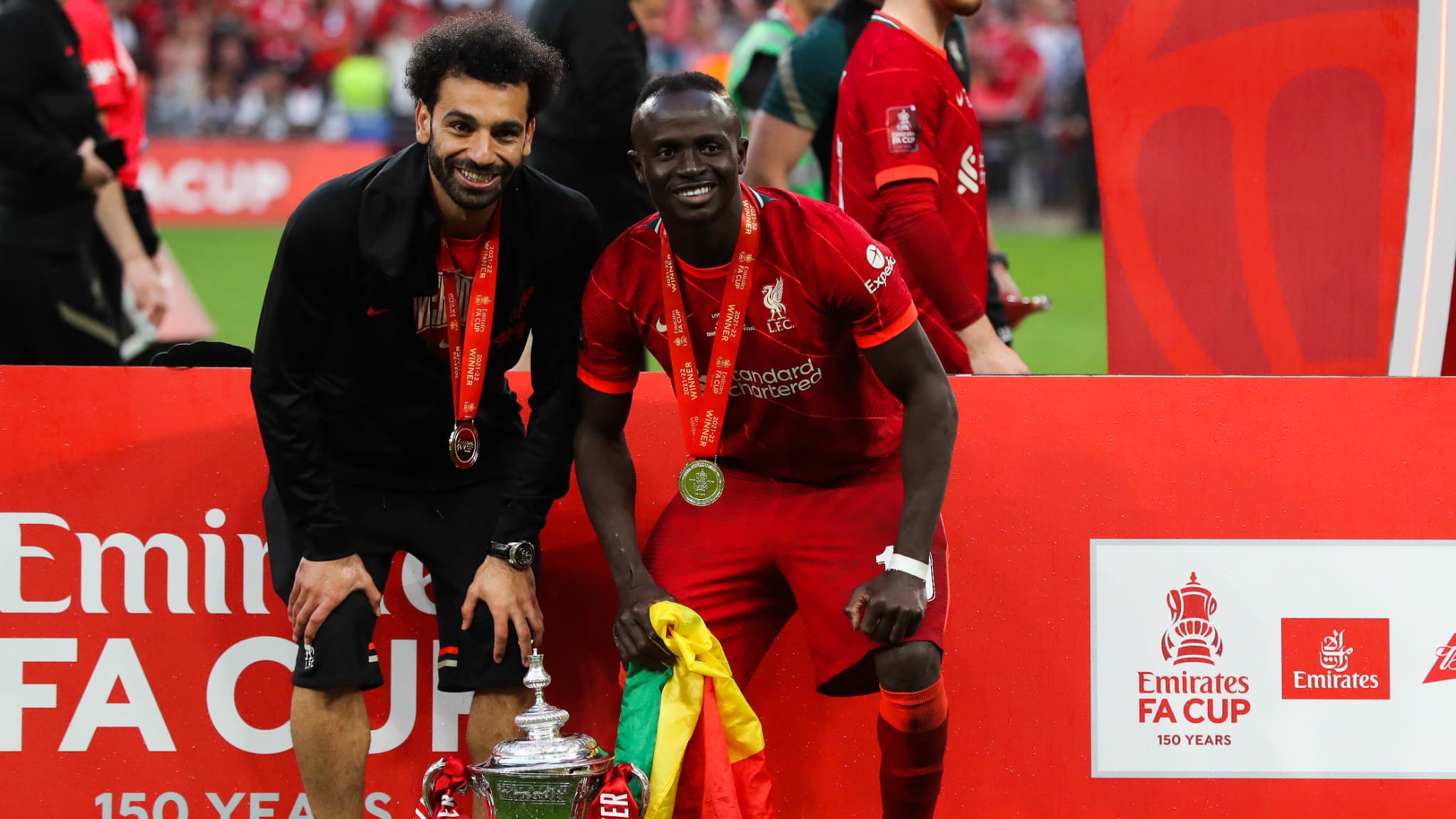 Salah e Mané rejeitaram ofertas absurdas para seguir no Liverpool