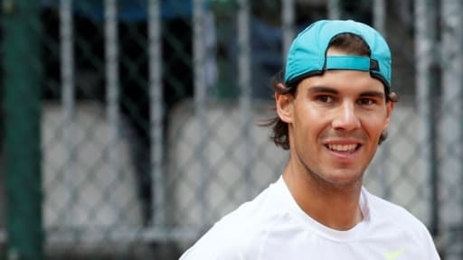 Rafael Nadal a cru que Nelson MAndela était mort et l'a tweeté. Le tennis man s'est ensuite excusé sur Twitter.