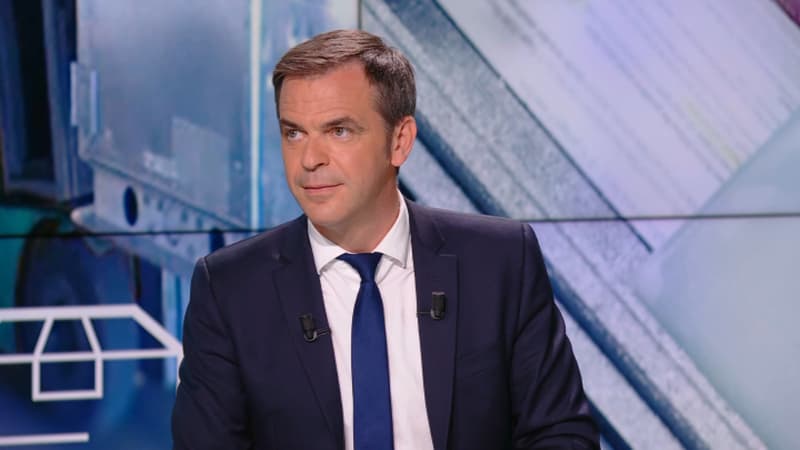 Le ministre de la Santé Olivier Véran était l'invité exceptionnel de BFMTV le lundi 17 mai 2021.
