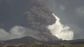 Le volcan italien de l'Etna, ici le dimanche 24 octobre 2021.