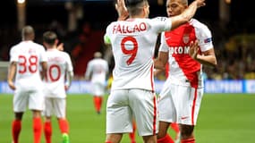 Radamel Falcao et Kylian Mbappé