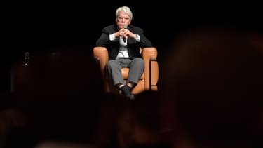 Bernard Tapie lors d'une conférence à Liège.