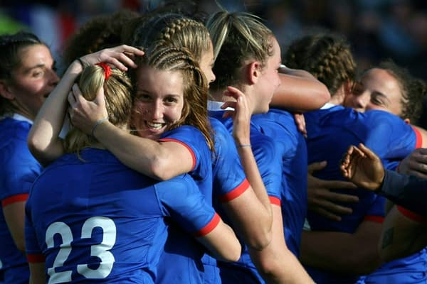 Mondial féminin de rugby: la France sauve son tournoi en décrochant le bronze
