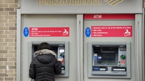 Bank of America lance les agences automatisées. 