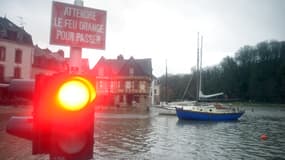 la tempête Qumeira provoque déjà de nombreux dégâts sur l'ouest et le nord de la France