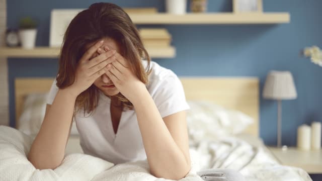 La dépression est une maladie qui touche tous les âges, depuis l’enfance jusque très tard dans la vie. - iStock - elenaleonova