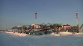 Donald Trump menace de taxer le pétrole russe