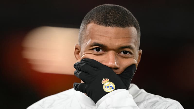 Kylian Mbappé à l'échauffement en Ligue des champions avec le Real Madrid, 28 novembre 2024