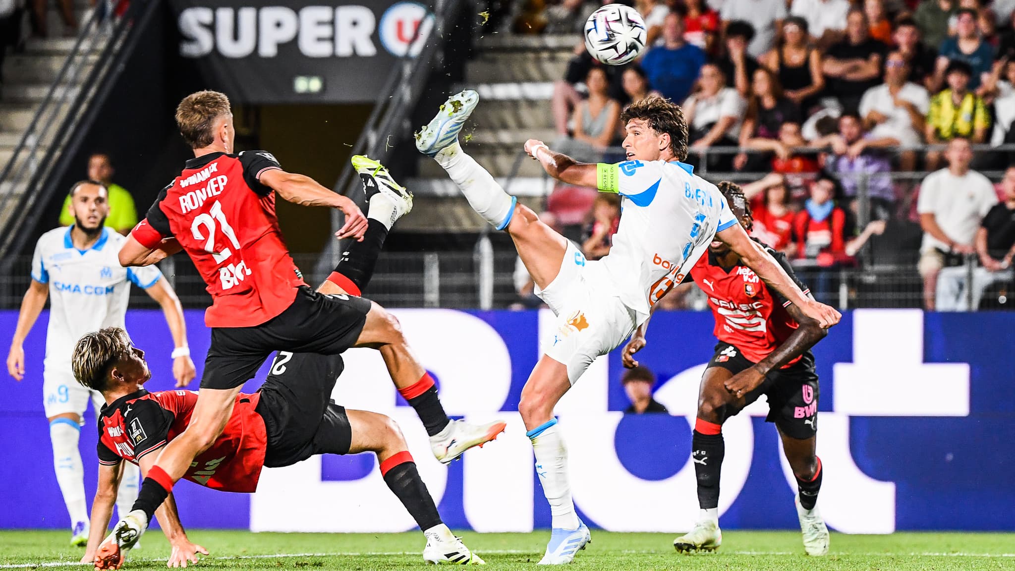 Leonardo Balerdi face au Stade rennais, le 15 août 2025.