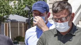 Le footballeur anglais Harry Maguire à sa sortie du tribunal de l'île de Syros, en Grèce le 22 août 2020