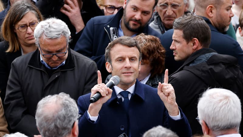 Emmanuel Macron à Spezet le 5 avril 2022