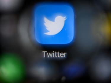 Twitter a développé un outil informatique pour empêcher que des utilisateurs republient des "contenus déjà identifiés comme illégaux", mais cet outil a dysfonctionné lors de l'attaque au couteau d'Annecy