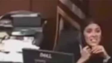Une juge américaine a eu la surprise de voir se présenter devant elle une prévenue... sans pantalons.