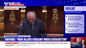 "On veut nous cerner, on veut nous assujettir, pour nous plier, nous aussi, à la loi du plus fort", déclare François Bayrou