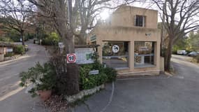 L'entrée du camping Chantecler d'Aix-en-Provence (Street View)