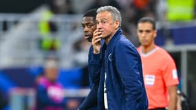 Ousmane Dembélé et Luis Enrique pendant la finale de Coupe intercontinentale du PSG, le 17 décembre 2025