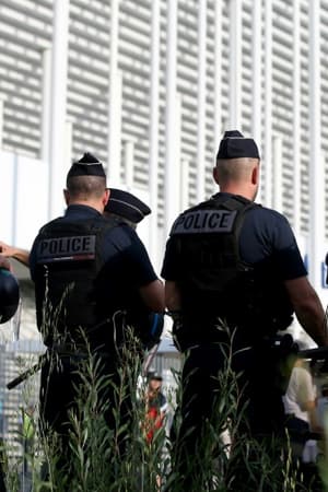 Bilan du début de saison, interdictions de stade, supporters de Strasbourg, PSG-OM… Le nouveau chef de la DNLH se confie à RMC