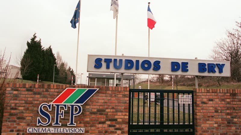Les studios étaient menacés de fermer car le locataire des lieux, la société Euro Media, devait partir à l'expiration de son bail, le 15 avril.

