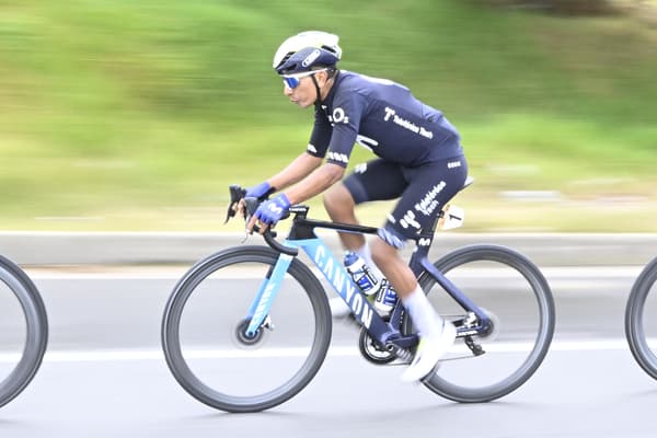 Le Colombien Nairo Quintana sous le maillot de la Movistar