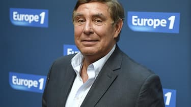 Jean-Pierre Foucault a annoncé le 9 juin 2016, qu'il mettait fin à 51 ans de carrière la radio.