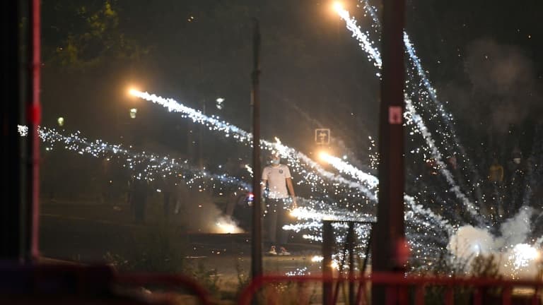 Des mortiers de feu d'artifice tirés le 23 août 2020 à Paris. (Illustration)