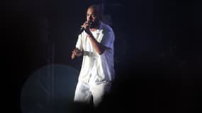 Le rappeur Oli, lors d'un concert le 3 septembre 2022 à Aussonne, en Haute-Garonne