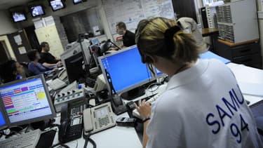 Un centre d'appel du Samu à Créteil