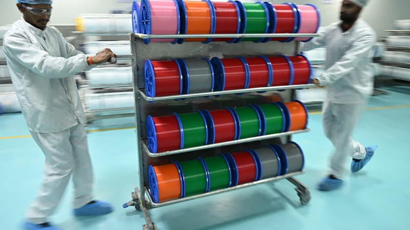 Elle "n'a pas besoin de fabriquer de puces ou d'entraîner des modèles": distancée sur les technologies de pointe par les États-Unis et la Chine, l’Inde se lance dans la "quincaillerie" de l’IA pour rester dans la course