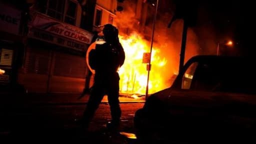 Les effectifs de sécurité sont renforcés : 16 000 policiers sont déployés dès ce soir à Londres.