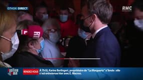 Intempéries dans le Sud-Est: comment les sinistrés ont accueilli Emmanuel Macron