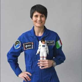 L’astronaute Samantha Cristoforetti prête son image à la nouvelle Barbie