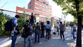 Le délégué du personnel de l'hôpital madrilène La Pas-Carlos III, ici le 7 août dernier, rejette la thèse de l'erreur humaine de l'infirmière.