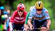 Remco Evenepoel a connu des problèmes avec son vélo durant la course en ligne des Championnats du monde au Rwanda, le 28 septembre 2025. 