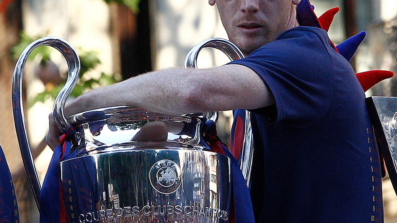 Jérémy Mathieu avec la Ligue des champions en 2015 Jérémy Mathieu avec la Ligue des champions en 2015
