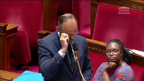 Cumul des mandats: Edouard Philippe rappelle qu'il reviendra aux membres du gouvernement élus de choisir "le moment venu"