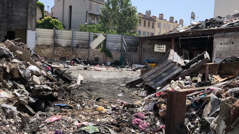 Les 150 Roms de la rue Cazemajou ont été évacués, ce lundi matin, à Marseille