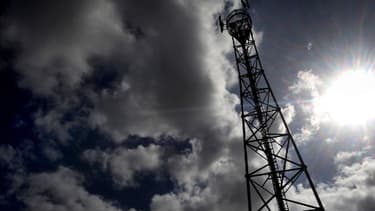 Les différentes ondes auxquelles nous sommes exposés au quotidien gênent les personnes atteintes d'électrosensibilité.